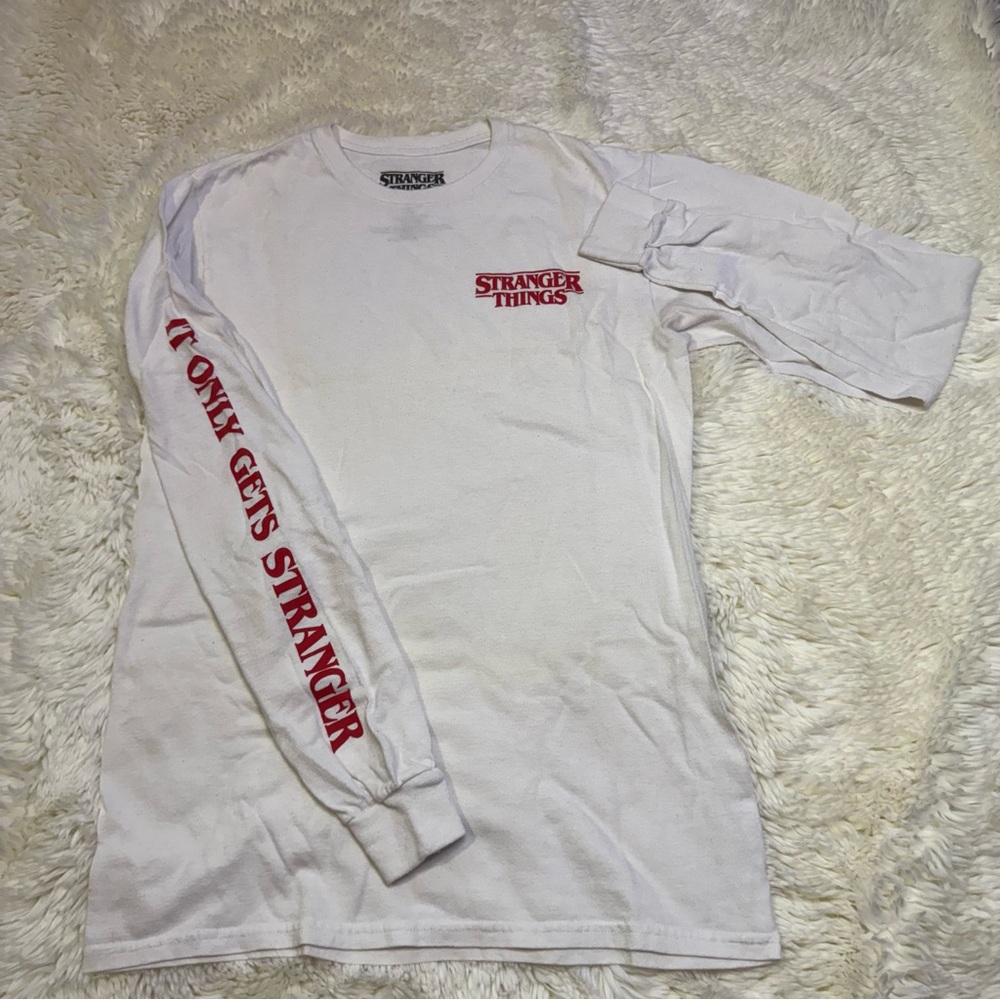 Stranger things Red/White Long Sleeve Tee small 100% cotton
